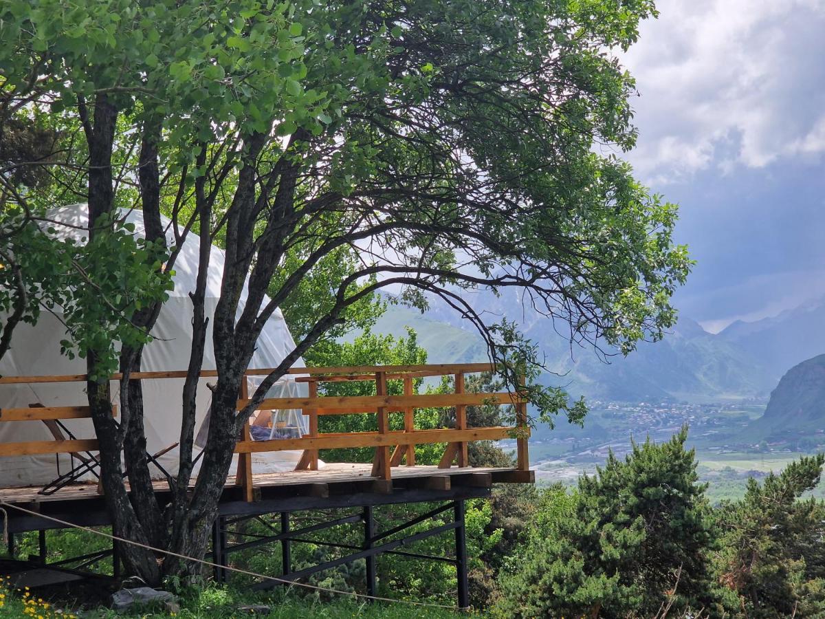 Elia Glamping Hotel Kazbegi Eksteriør billede