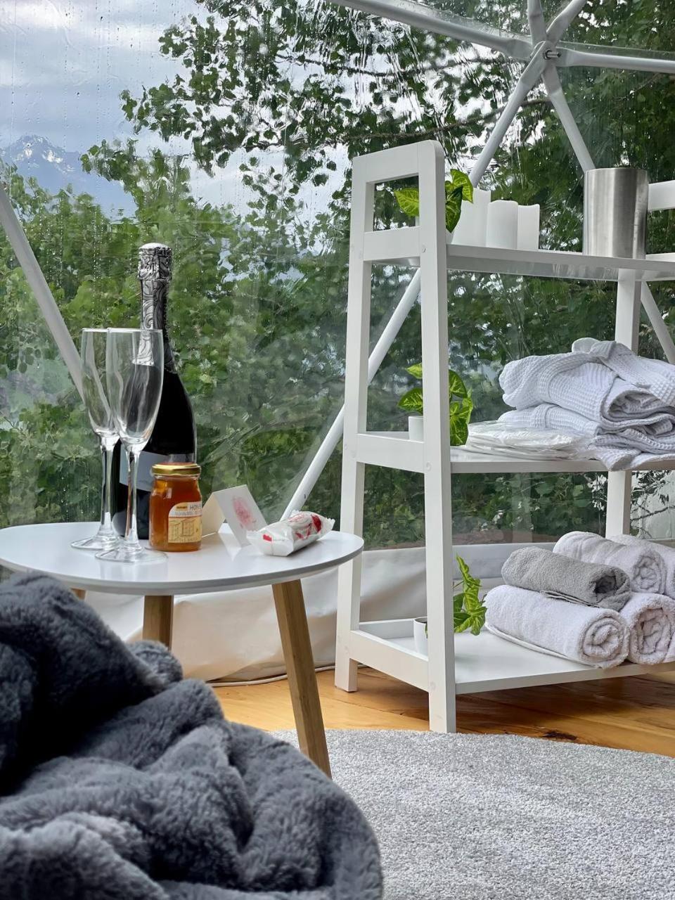 Elia Glamping Hotel Kazbegi Eksteriør billede