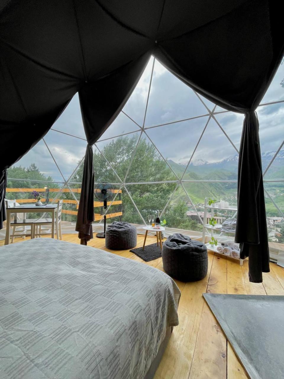 Elia Glamping Hotel Kazbegi Eksteriør billede