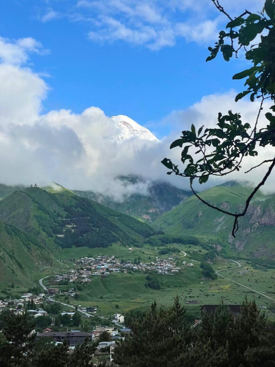 Elia Glamping Hotel Kazbegi Eksteriør billede